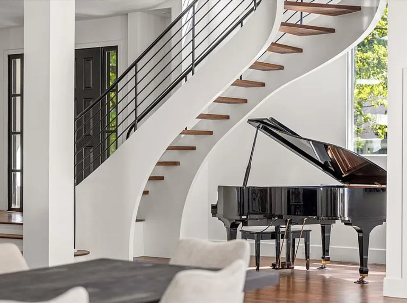 Rent 404 Mansion (Photo/Film)